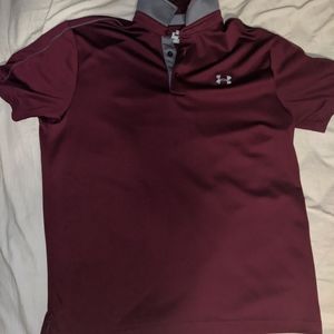 Under armour polo size large. Men's